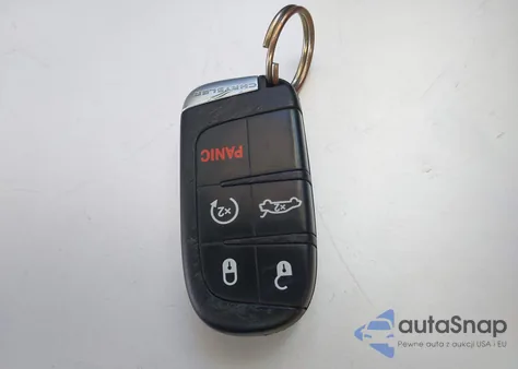 2012 Chrysler 300C Luxury Series z USA, uszkodzony, nr VIN 2C3CCAPTXCH227744